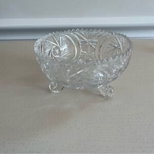 Vintage Footed Crystal Bowl – Starburst & Scroll Pattern
